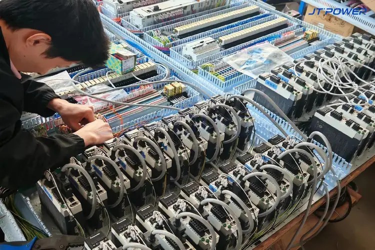 工业电力电子与控制线束装配现场实拍